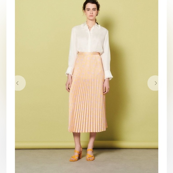 Sandro Paris Sandro Studio Pleated Skirt in Red/ Orange size 2 - Picture 1 of 7